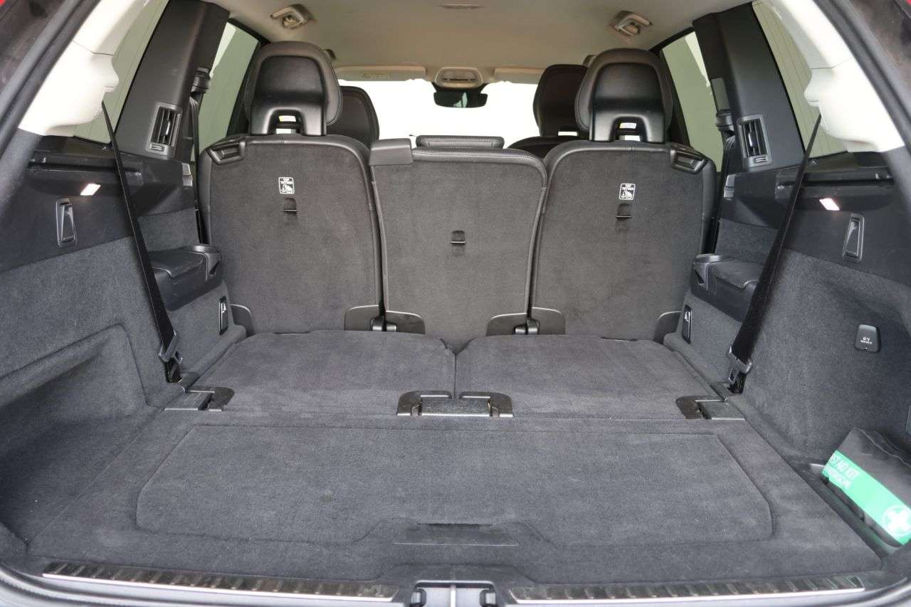 2023 VOLVO XC90 2023 VOLVO XC90