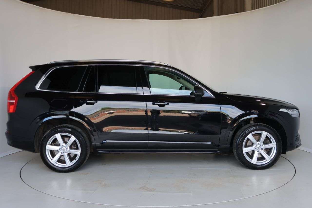 A 2023 VOLVO XC90 2.0 B5 MHEV Core SUV 5dr Petrol Hybrid Auto 4WD Euro 6 (s/s) (250 ps) HEATE A 2023 VOLVO XC90 2.0 B5 MHEV Core SUV 5dr Petrol Hybrid Auto 4WD Euro 6 (s/s) (250 ps) HEATE