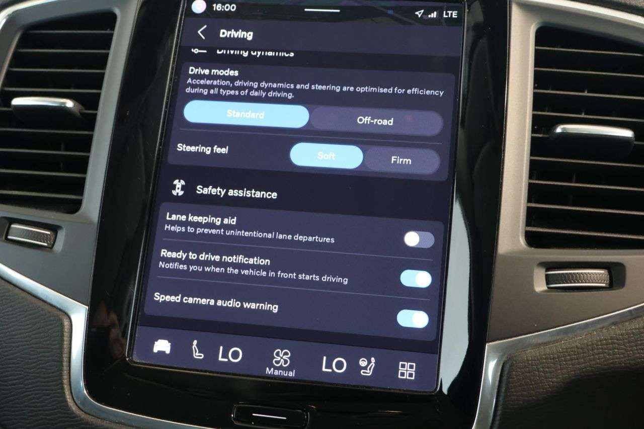 2023 VOLVO XC90 2023 VOLVO XC90