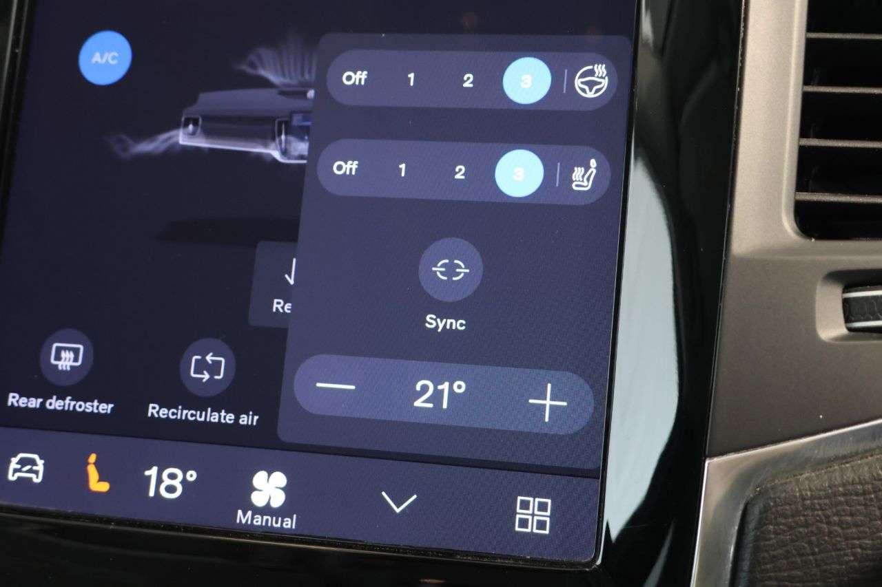 2023 VOLVO XC90 2023 VOLVO XC90