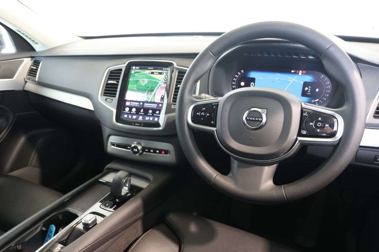 2023 VOLVO XC90 2023 VOLVO XC90