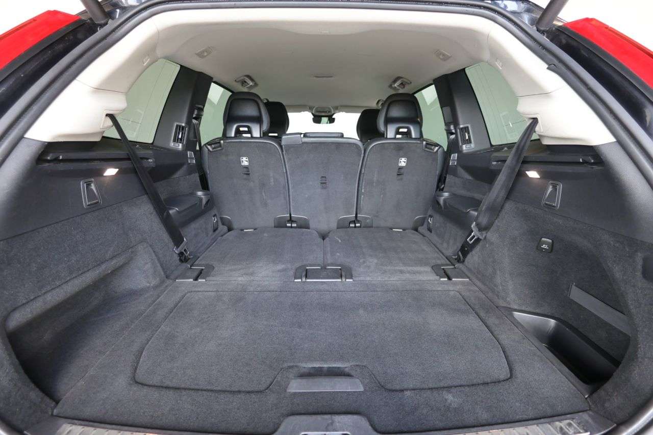 2023 VOLVO XC90 2023 VOLVO XC90