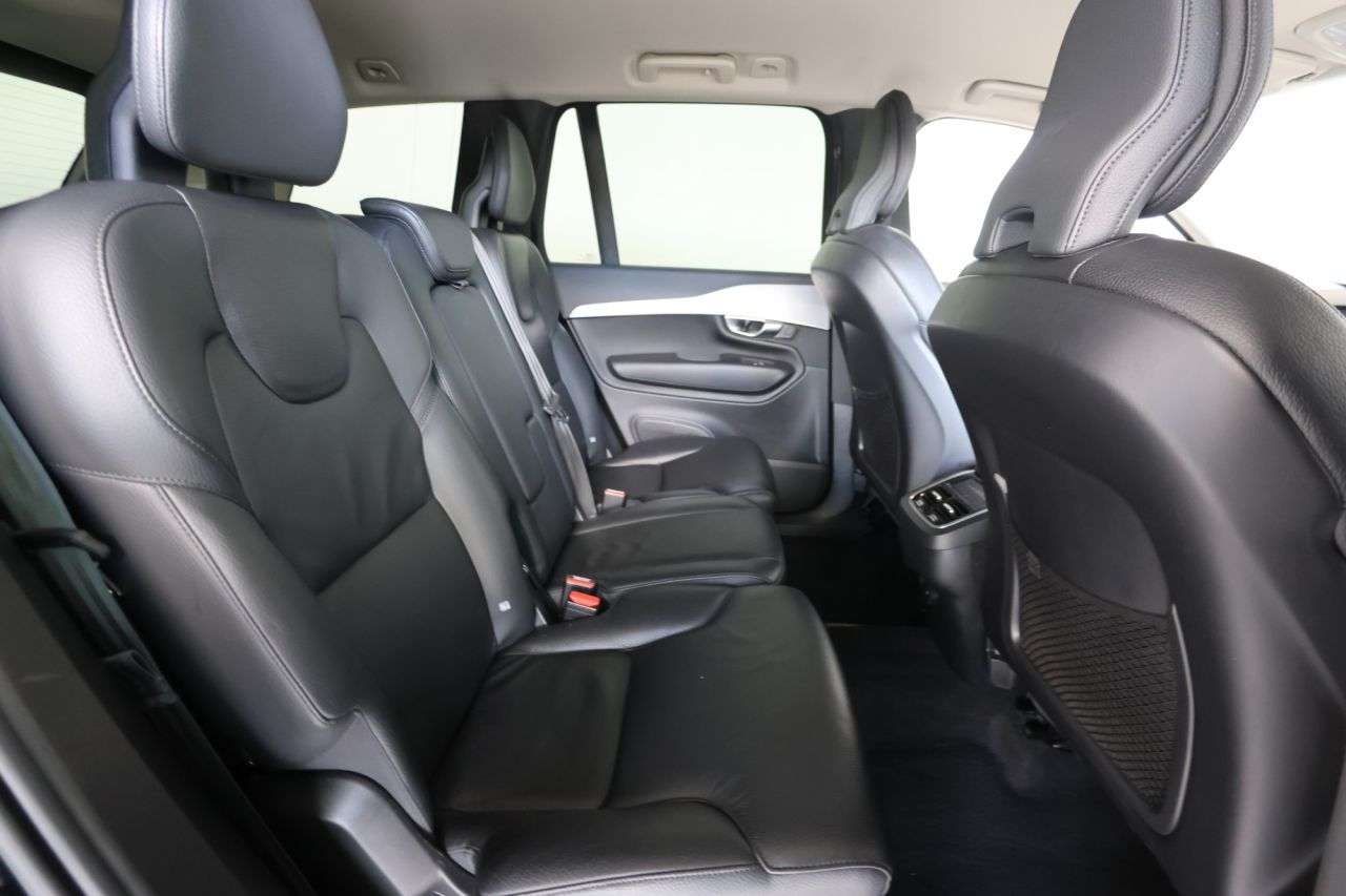 2023 VOLVO XC90 2023 VOLVO XC90