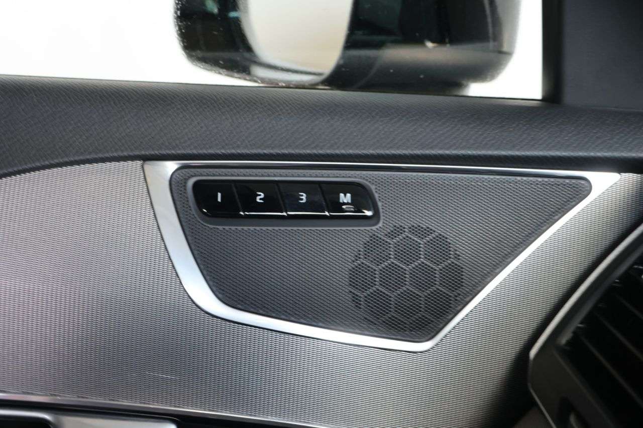 2023 VOLVO XC90 2023 VOLVO XC90