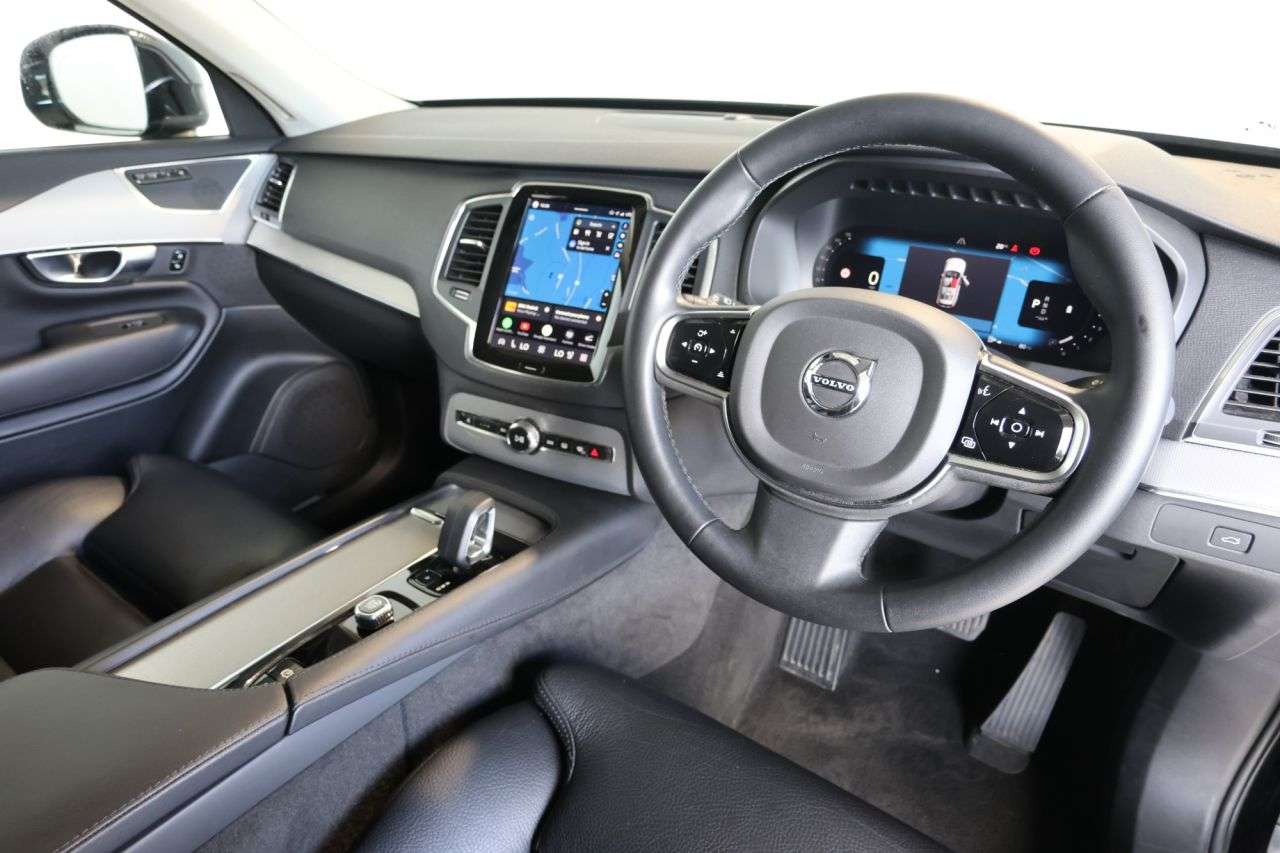 2023 VOLVO XC90 2023 VOLVO XC90