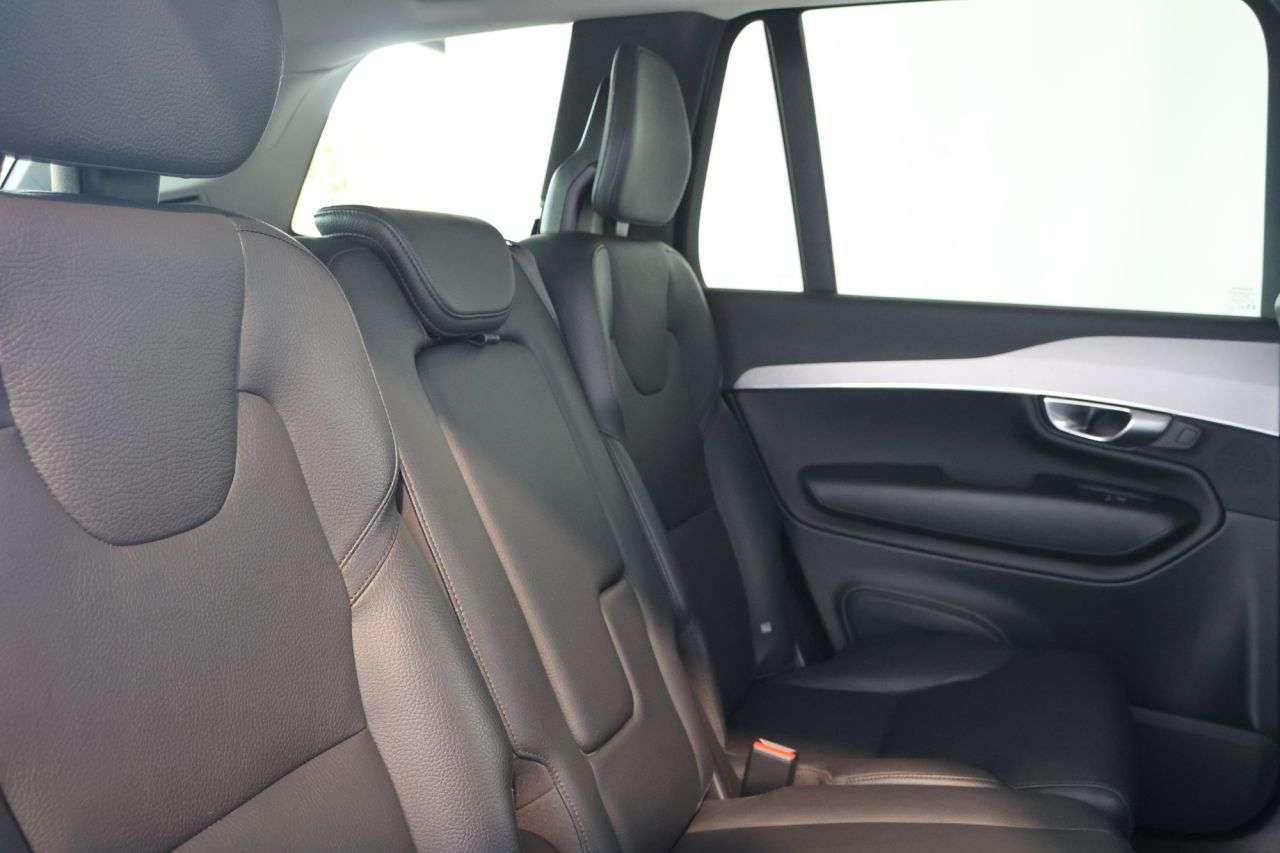 2023 VOLVO XC90 2023 VOLVO XC90