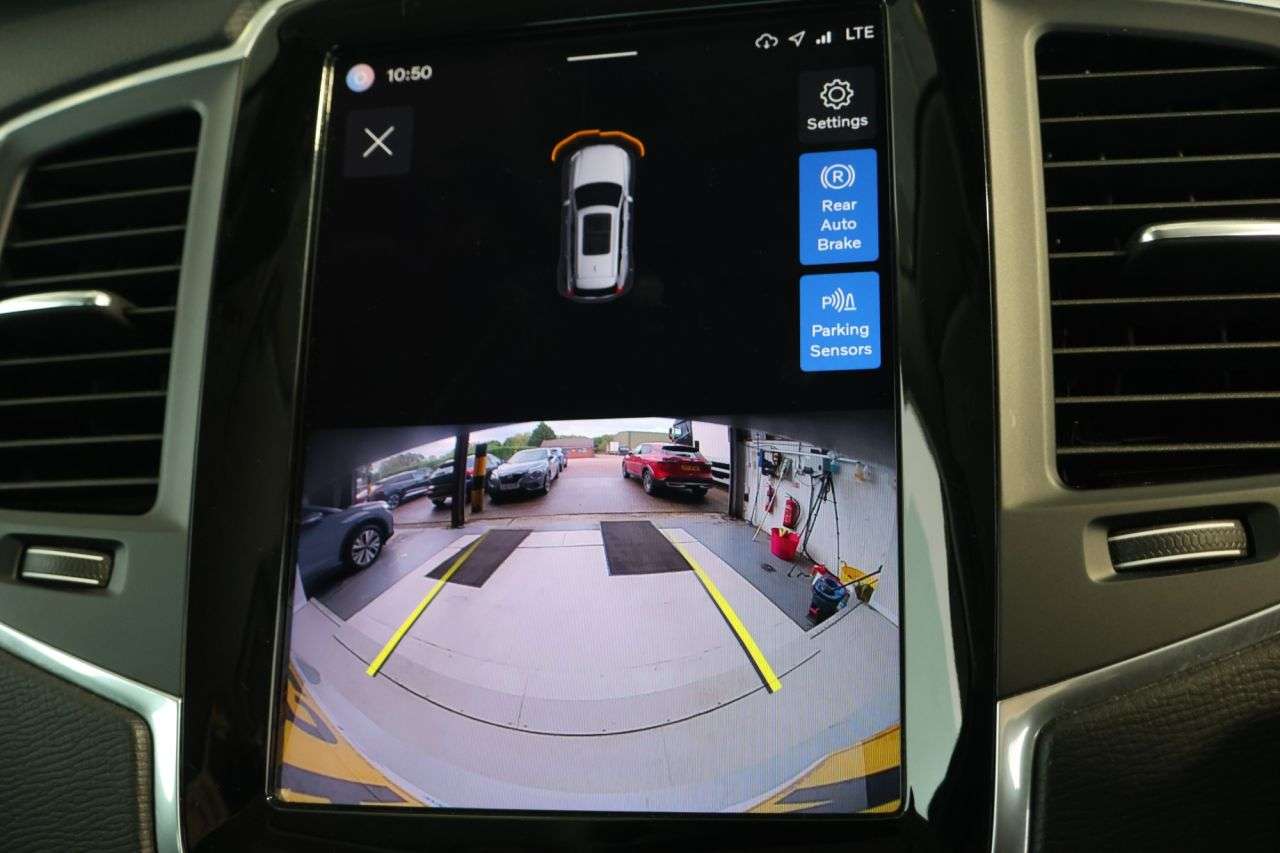 2023 VOLVO XC90 2023 VOLVO XC90