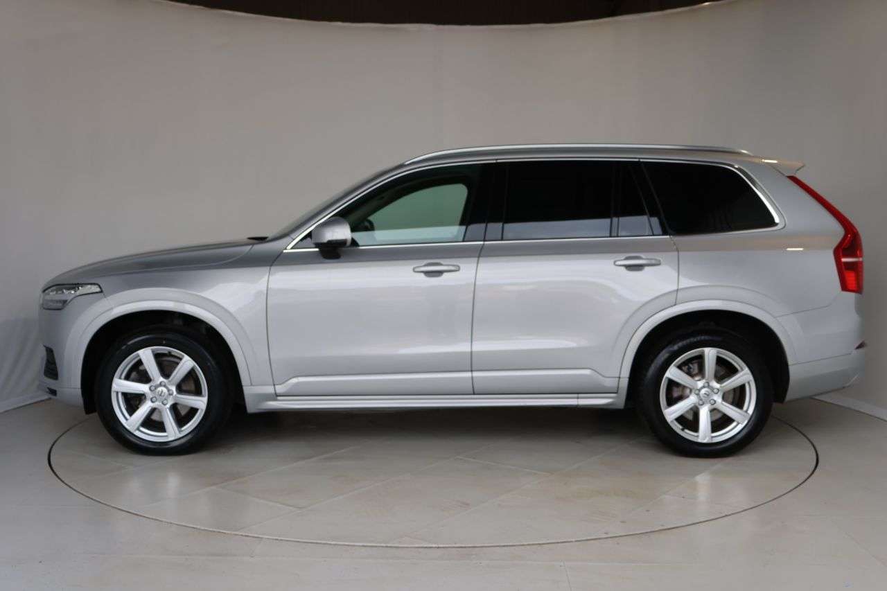 2023 VOLVO XC90 2023 VOLVO XC90