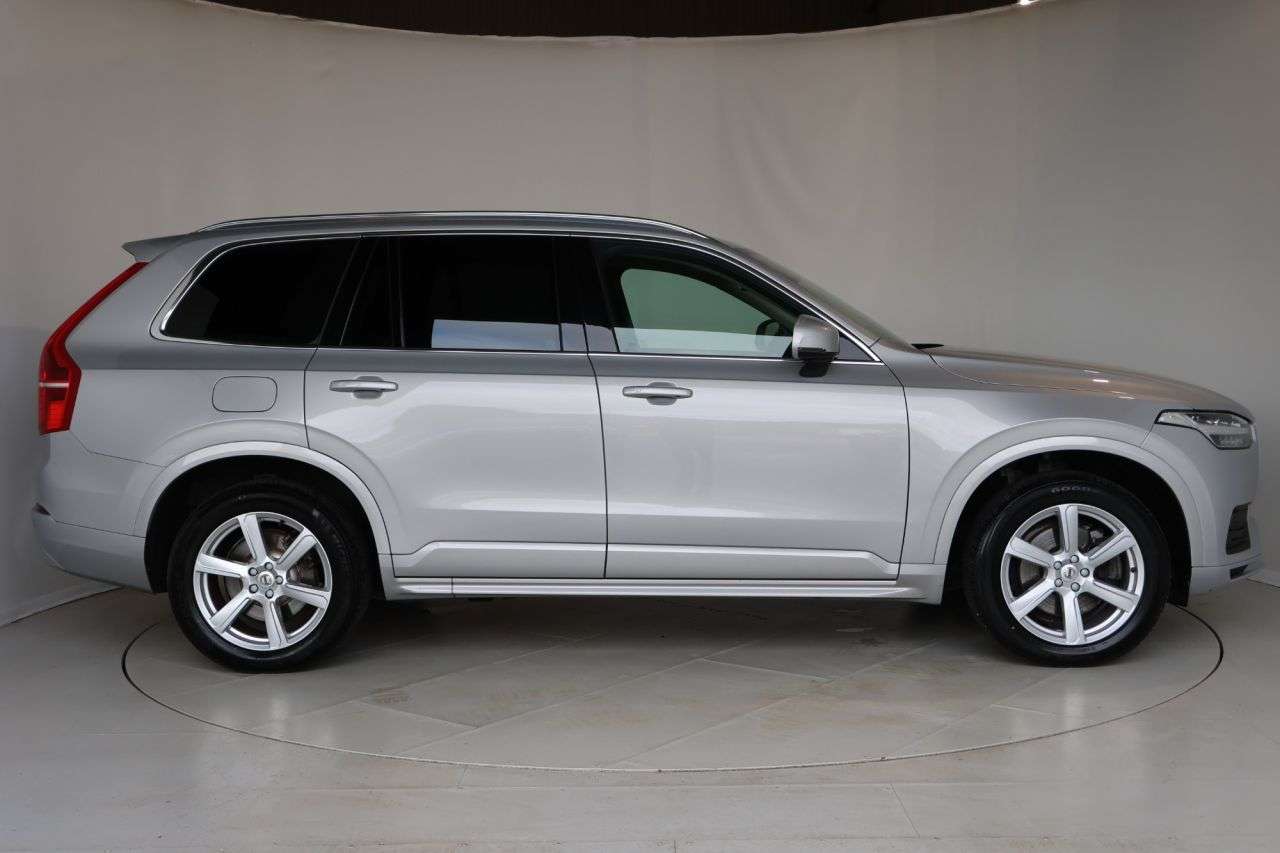 A 2023 VOLVO XC90 2.0 B5 MHEV Core SUV 5dr Petrol Hybrid Auto 4WD Euro 6 (s/s) (250 ps) HEATE A 2023 VOLVO XC90 2.0 B5 MHEV Core SUV 5dr Petrol Hybrid Auto 4WD Euro 6 (s/s) (250 ps) HEATE
