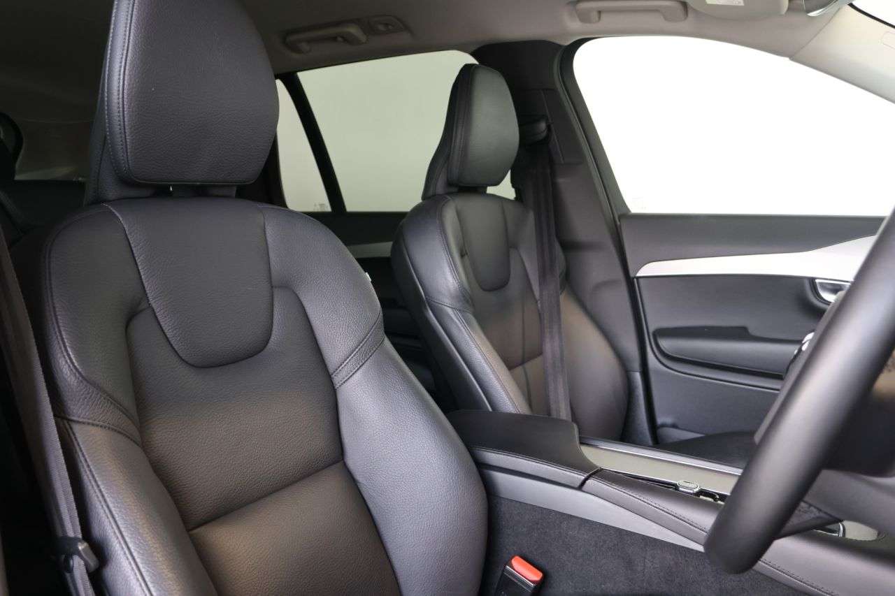 2023 VOLVO XC90 2023 VOLVO XC90