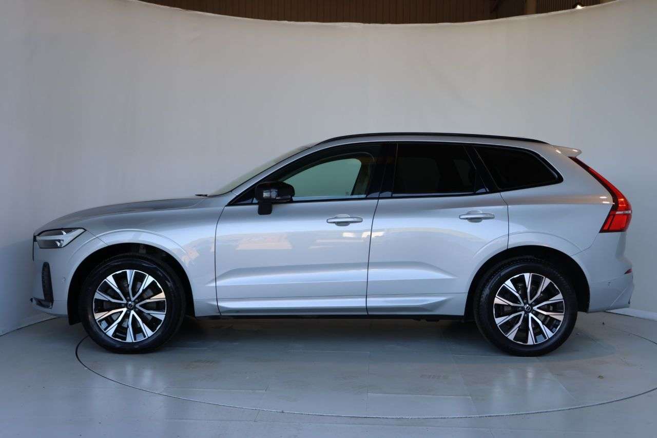 2023 VOLVO XC60 2023 VOLVO XC60