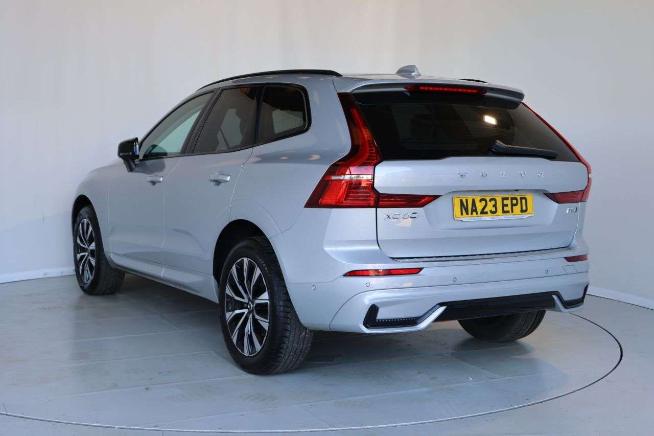 2023 VOLVO XC60 2023 VOLVO XC60
