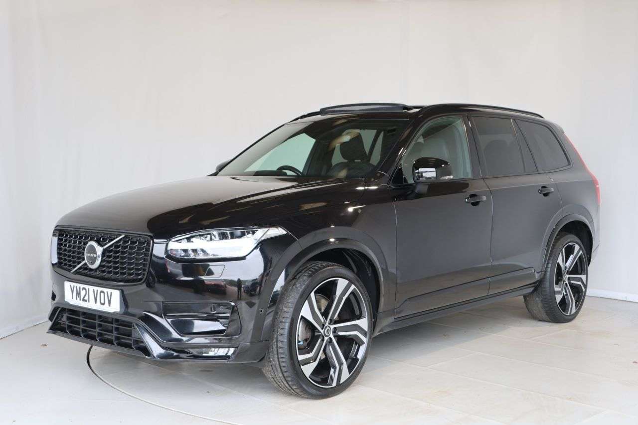 A 2021 VOLVO XC90 2.0 B5 MHEV R-Design Pro SUV 5dr Diesel Hybrid Auto 4WD Euro 6 (s/s) (235 p A 2021 VOLVO XC90 2.0 B5 MHEV R-Design Pro SUV 5dr Diesel Hybrid Auto 4WD Euro 6 (s/s) (235 p