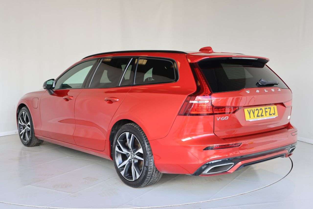 2022 VOLVO V60 2022 VOLVO V60
