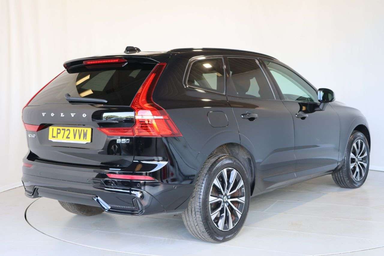 2023 VOLVO XC60 2023 VOLVO XC60