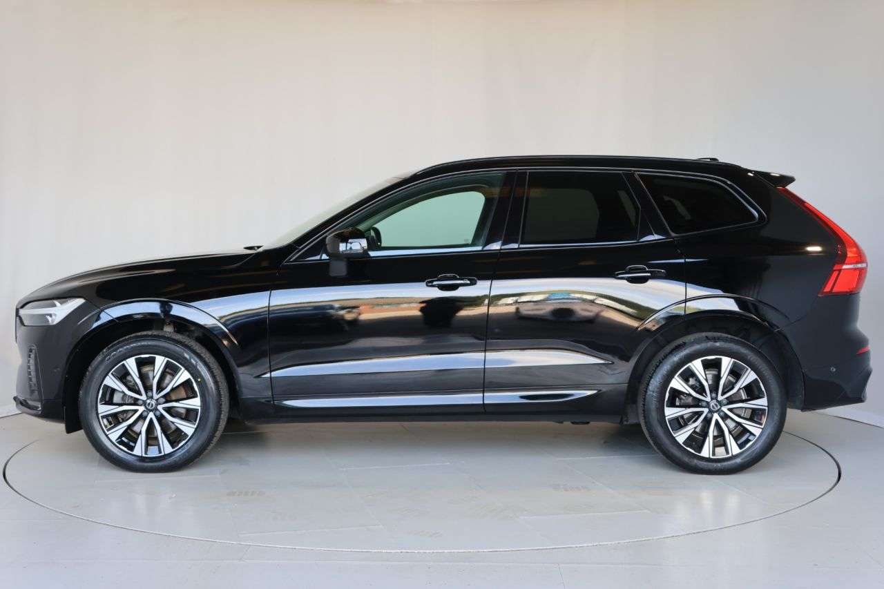 2023 VOLVO XC60 2023 VOLVO XC60