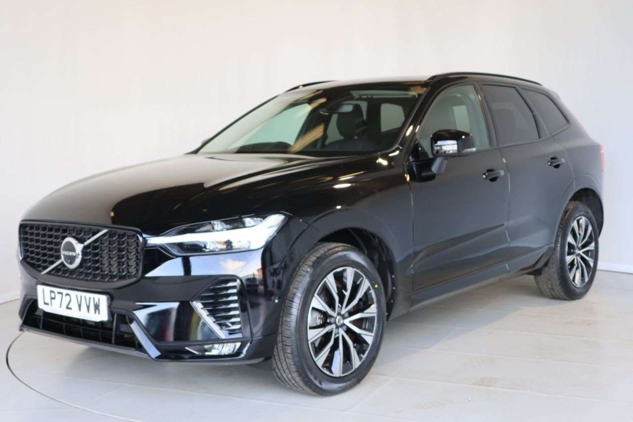 A 2023 VOLVO XC60 2.0 B5 MHEV Plus SUV 5dr Petrol Hybrid Auto AWD Euro 6 (s/s) (250 ps) HEATE A 2023 VOLVO XC60 2.0 B5 MHEV Plus SUV 5dr Petrol Hybrid Auto AWD Euro 6 (s/s) (250 ps) HEATE
