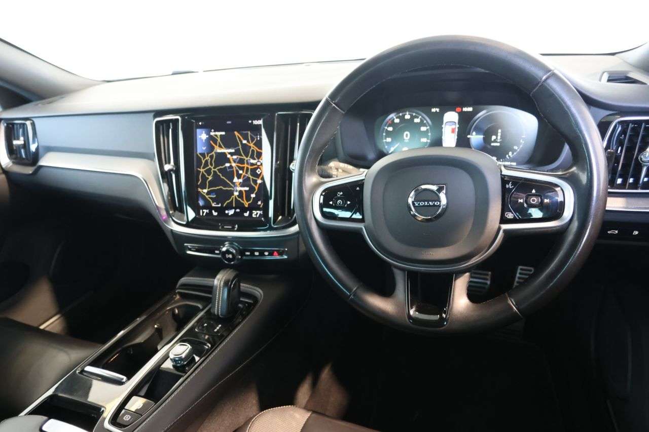 2022 VOLVO S60 2022 VOLVO S60