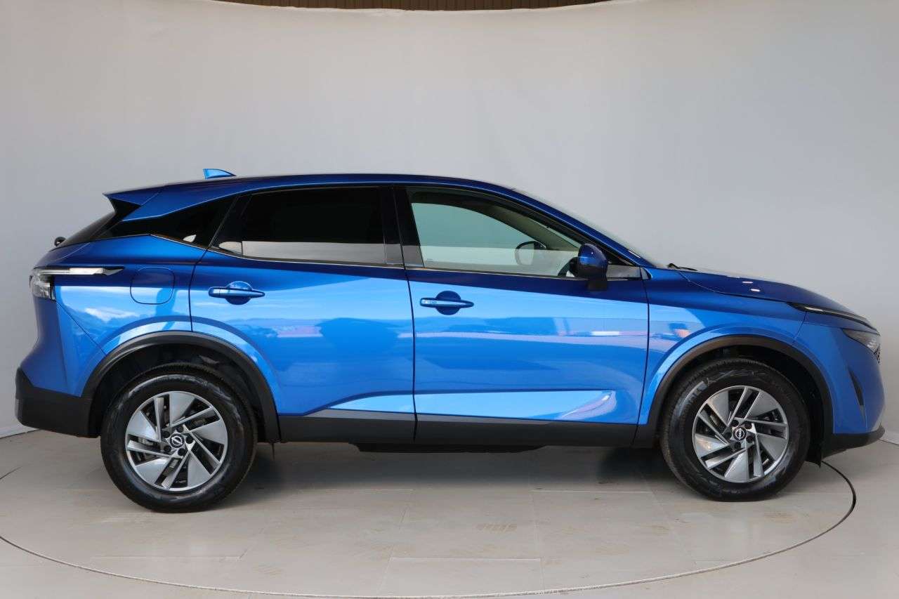 A 2024 NISSAN QASHQAI 1.3 DIG-T MHEV Acenta Premium SUV 5dr Petrol Hybrid XTRON Euro 6 (s/s) (158 A 2024 NISSAN QASHQAI 1.3 DIG-T MHEV Acenta Premium SUV 5dr Petrol Hybrid XTRON Euro 6 (s/s) (158