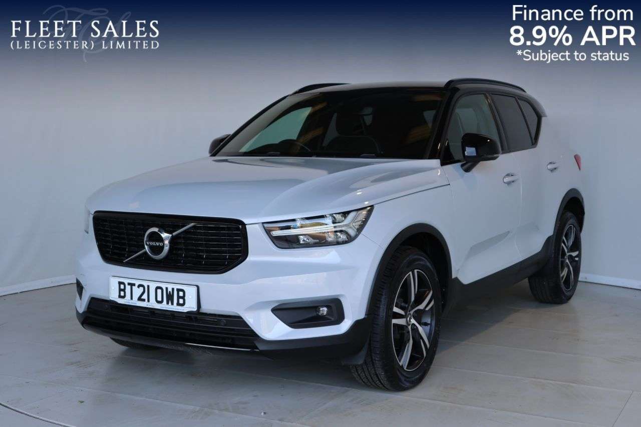 A 2021 VOLVO XC40 1.5 T3 R-Design SUV 5dr Petrol Manual Euro 6 (s/s) (163 ps) FREE 24 MONTH W A 2021 VOLVO XC40 1.5 T3 R-Design SUV 5dr Petrol Manual Euro 6 (s/s) (163 ps) FREE 24 MONTH W