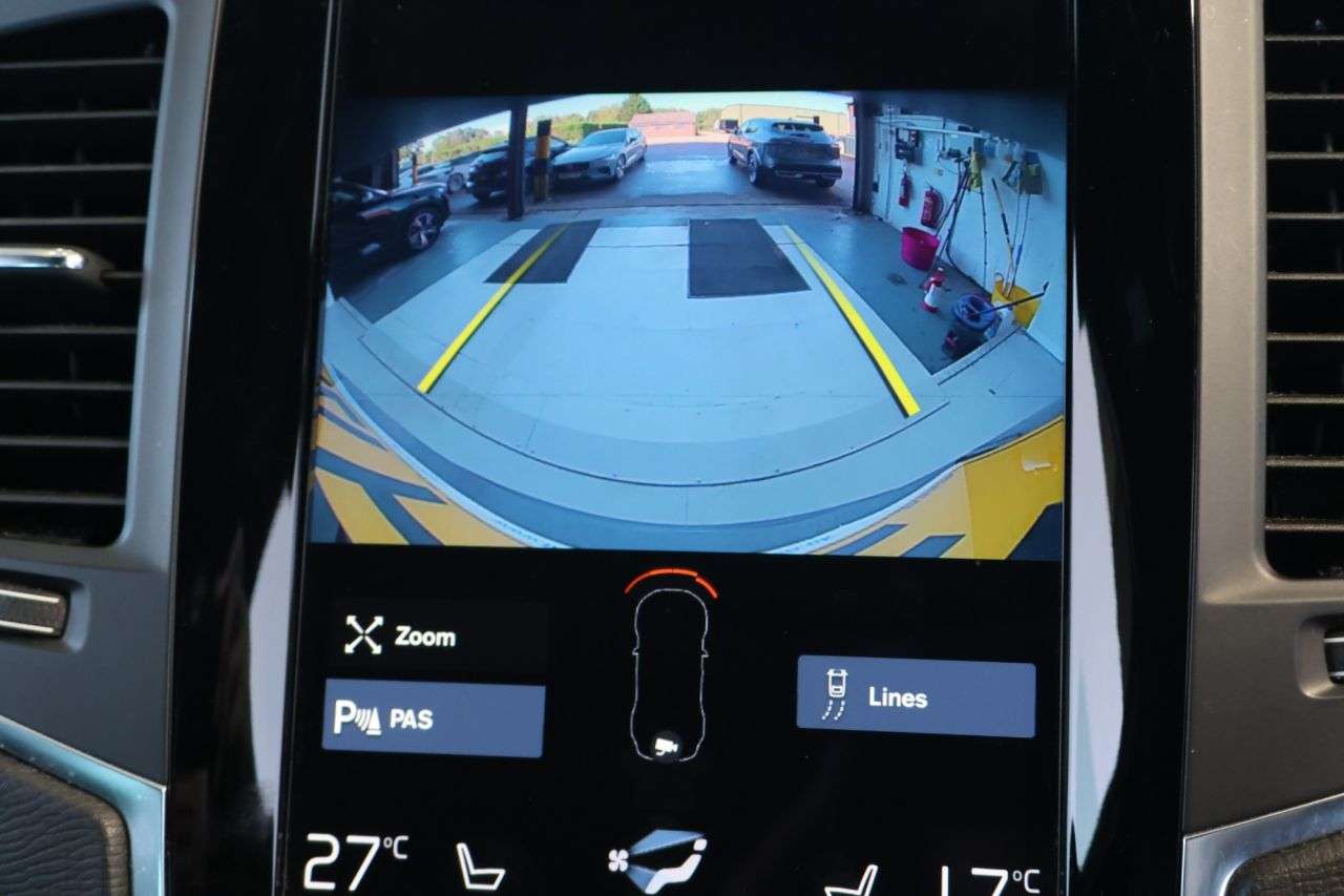 2021 VOLVO XC90 2021 VOLVO XC90