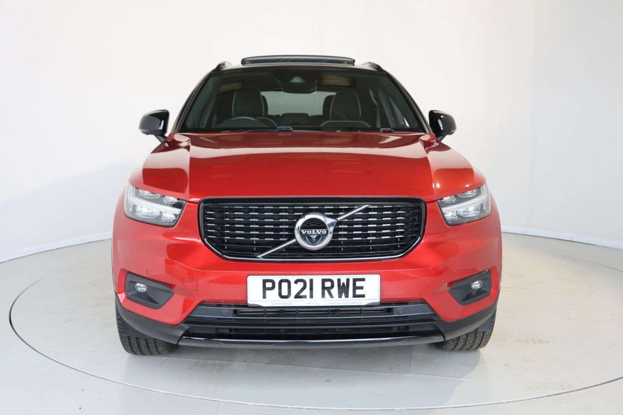 2021 VOLVO XC40 2021 VOLVO XC40