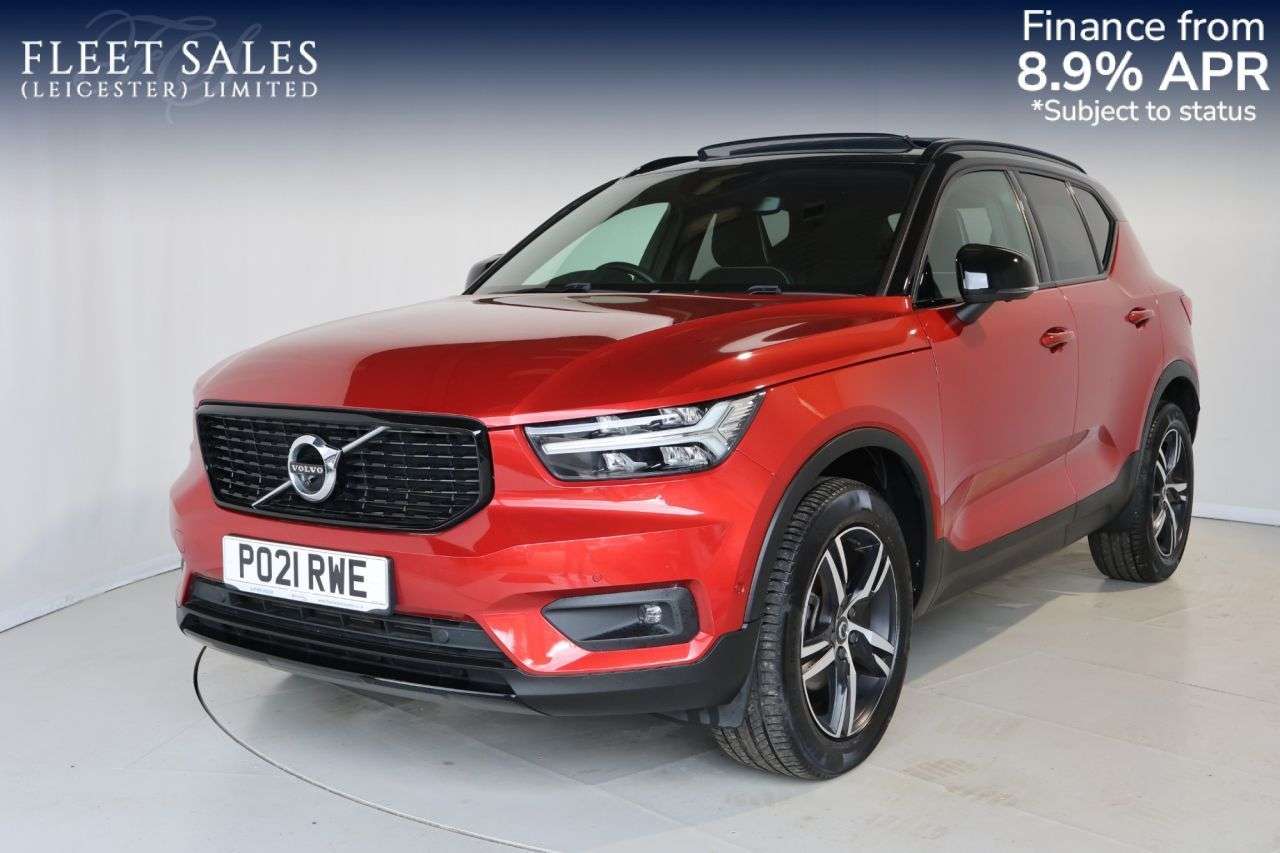 A 2021 VOLVO XC40 1.5 T3 R-Design SUV 5dr Petrol Manual Euro 6 (s/s) (163 ps) APPLE CAR PLAY A 2021 VOLVO XC40 1.5 T3 R-Design SUV 5dr Petrol Manual Euro 6 (s/s) (163 ps) APPLE CAR PLAY