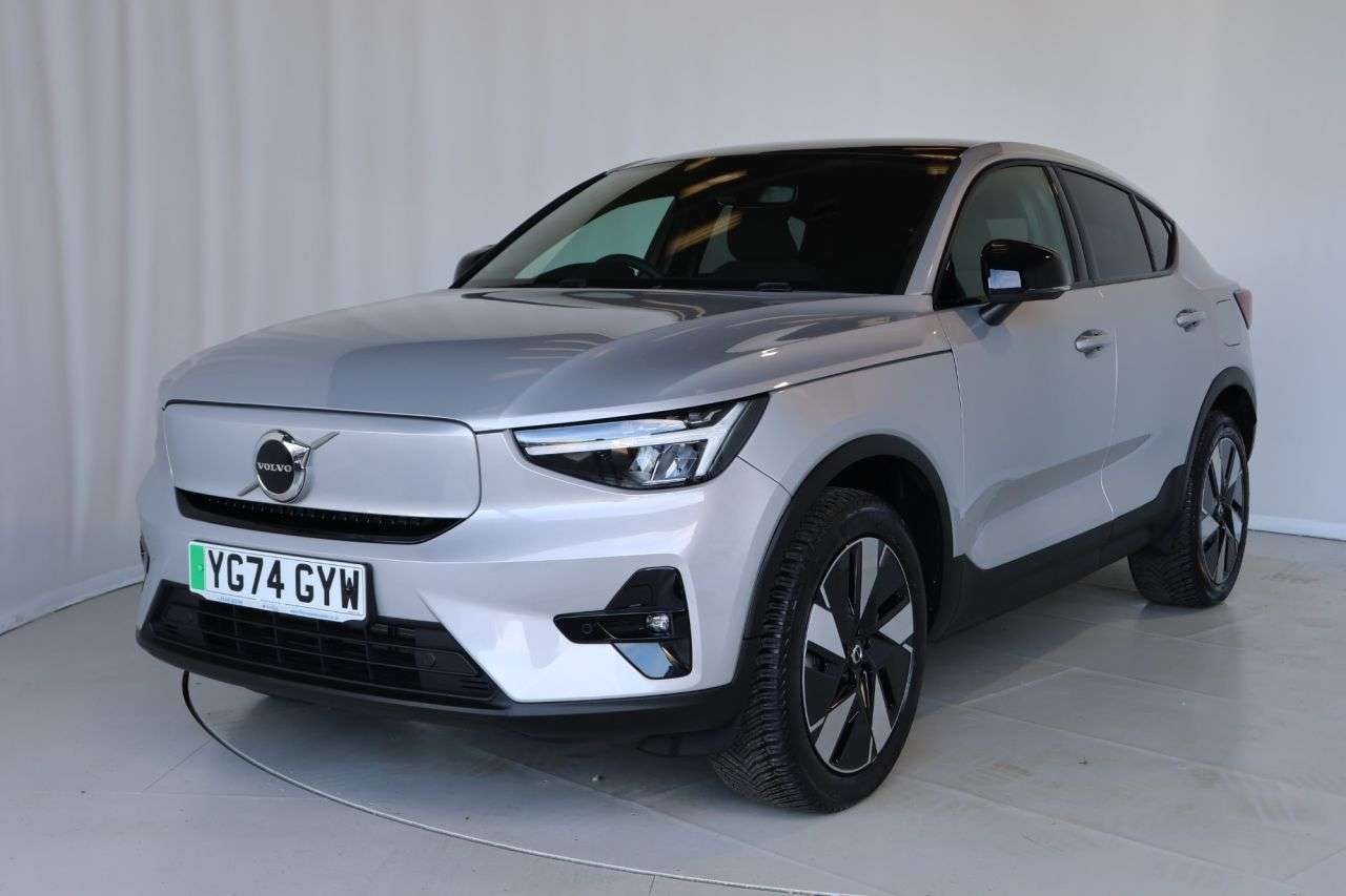 A 2024 VOLVO C40 Twin Recharge 82kWh Plus SUV 5dr Electric Auto AWD (408 ps) HEATED STEERING A 2024 VOLVO C40 Twin Recharge 82kWh Plus SUV 5dr Electric Auto AWD (408 ps) HEATED STEERING