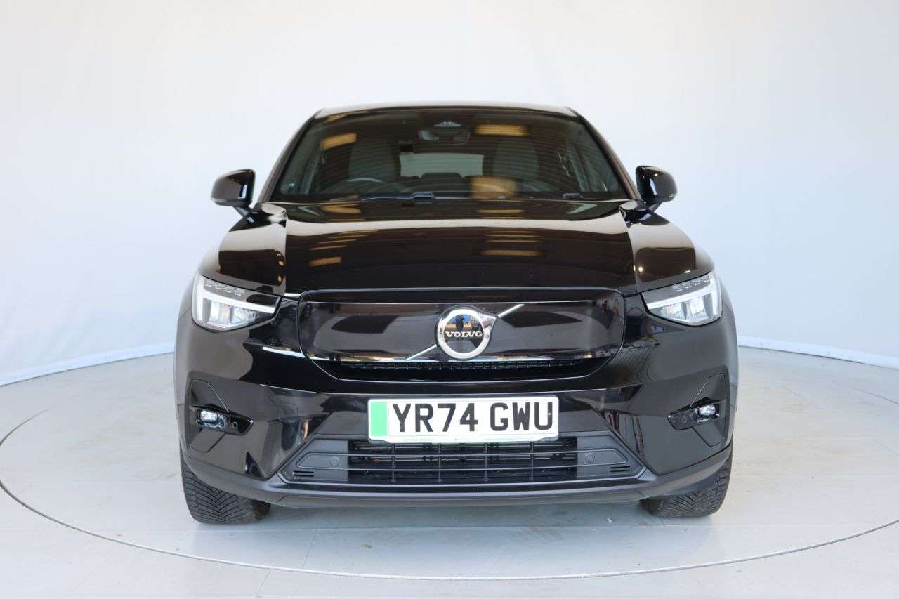 2024 VOLVO C40 2024 VOLVO C40