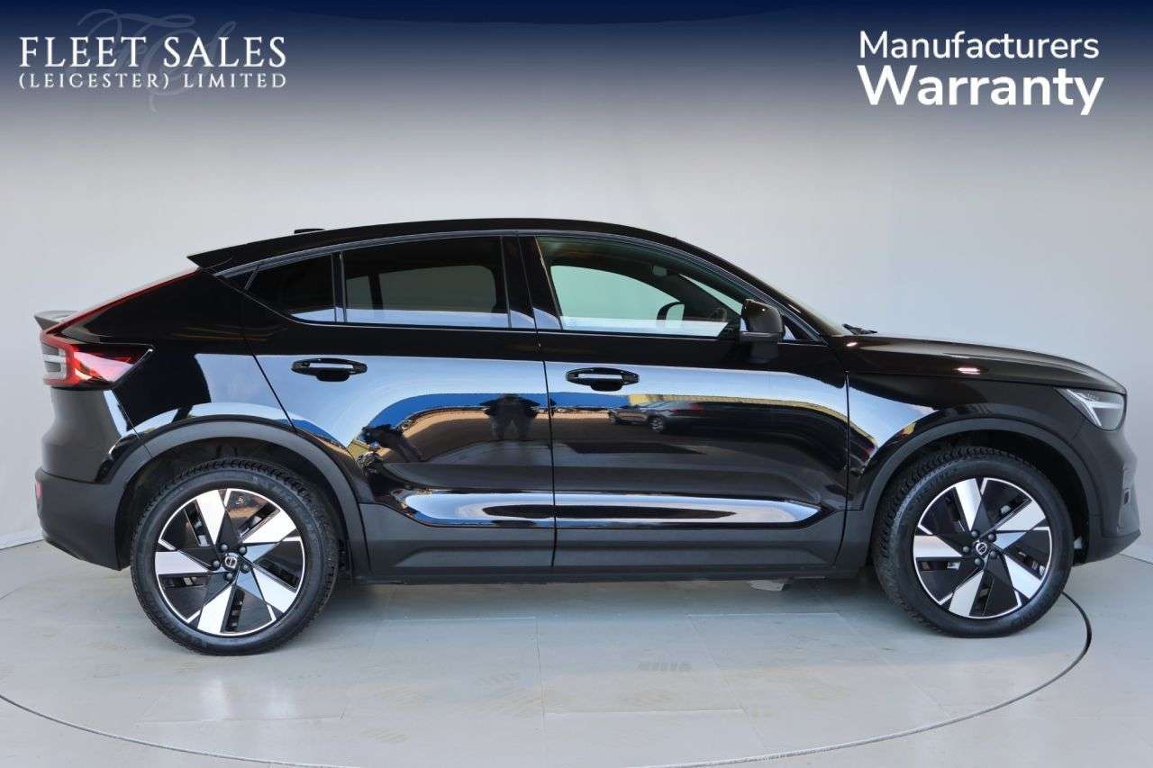 A 2024 VOLVO C40 Twin Recharge 82kWh Plus SUV 5dr Electric Auto AWD (408 ps) REAR CAMERA + H A 2024 VOLVO C40 Twin Recharge 82kWh Plus SUV 5dr Electric Auto AWD (408 ps) REAR CAMERA + H