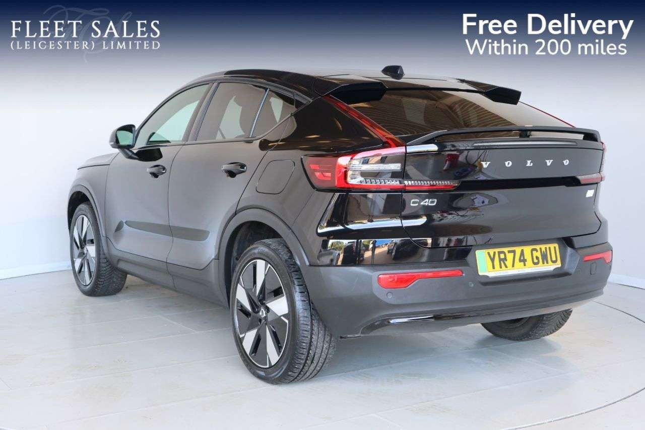 2024 VOLVO C40 2024 VOLVO C40
