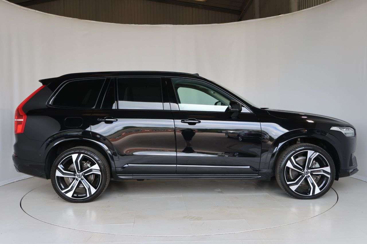 A 2024 VOLVO XC90 2.0 B5 MHEV Ultra Edition Dark SUV 5dr Petrol Hybrid Auto 4WD Euro 6 (s/s) A 2024 VOLVO XC90 2.0 B5 MHEV Ultra Edition Dark SUV 5dr Petrol Hybrid Auto 4WD Euro 6 (s/s)