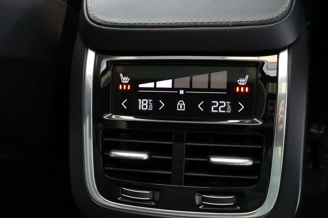2024 VOLVO XC90 2024 VOLVO XC90