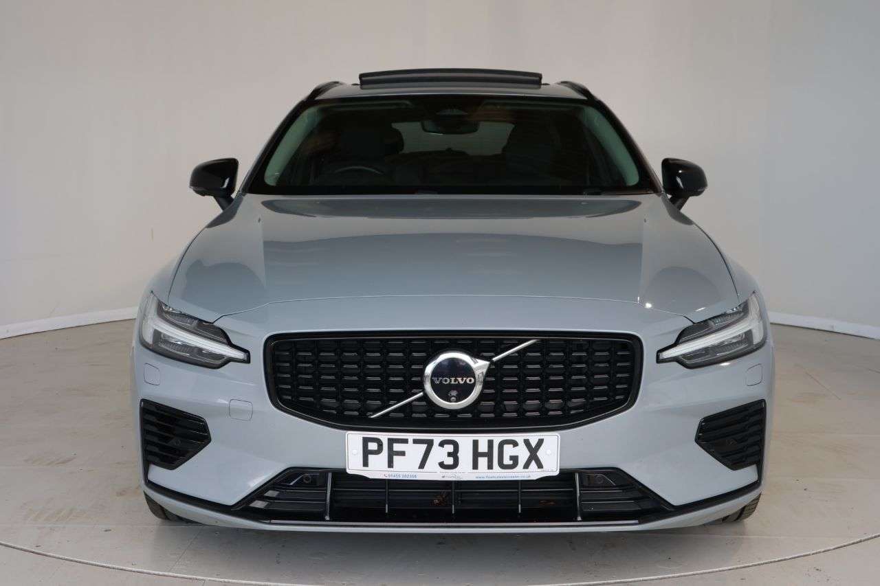 2023 VOLVO V60 2023 VOLVO V60