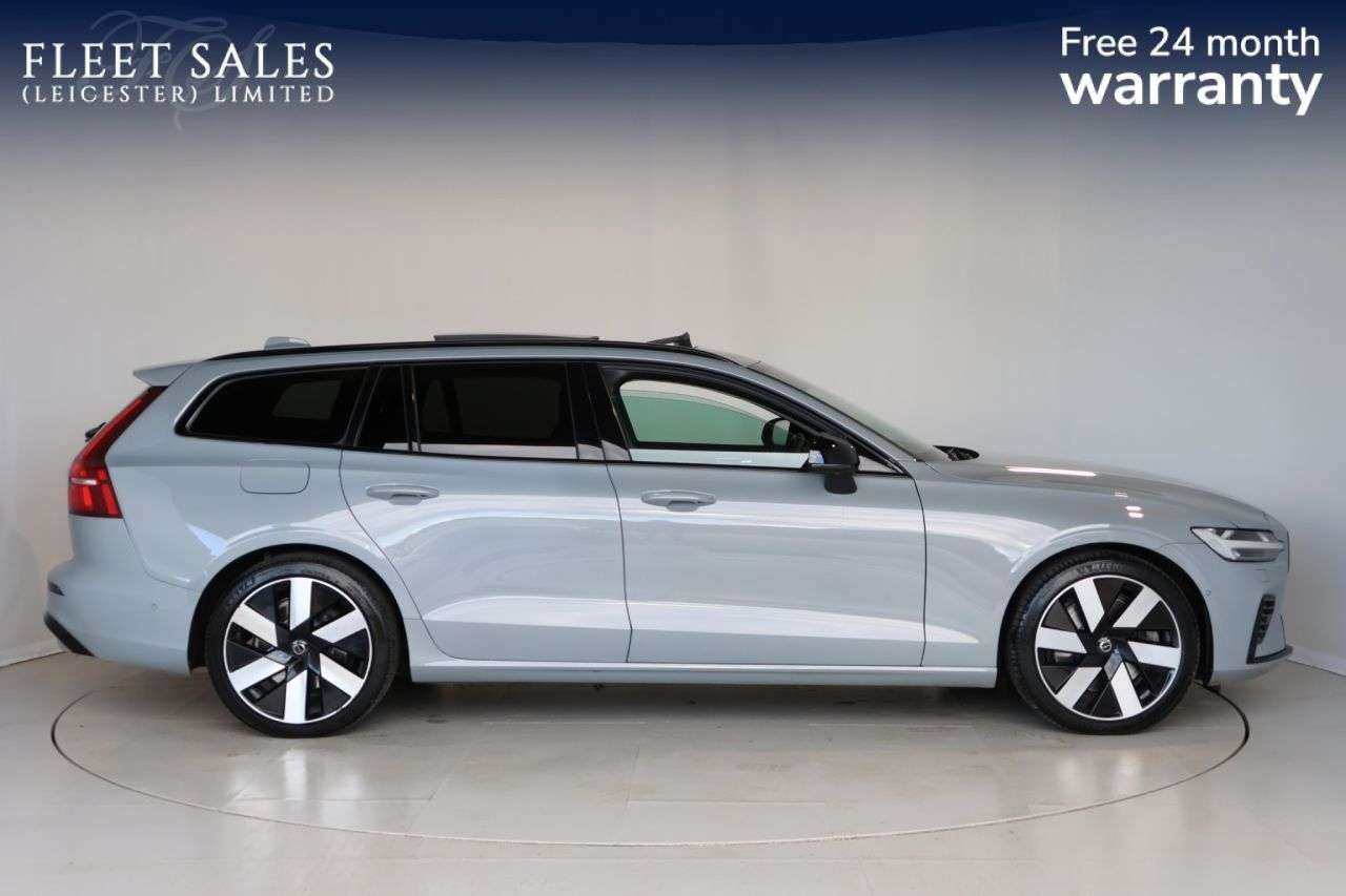 A 2023 VOLVO V60 2.0 T8 Recharge 18.8kWh Ultimate Estate 5dr Petrol Plug-in Hybrid Auto AWD A 2023 VOLVO V60 2.0 T8 Recharge 18.8kWh Ultimate Estate 5dr Petrol Plug-in Hybrid Auto AWD