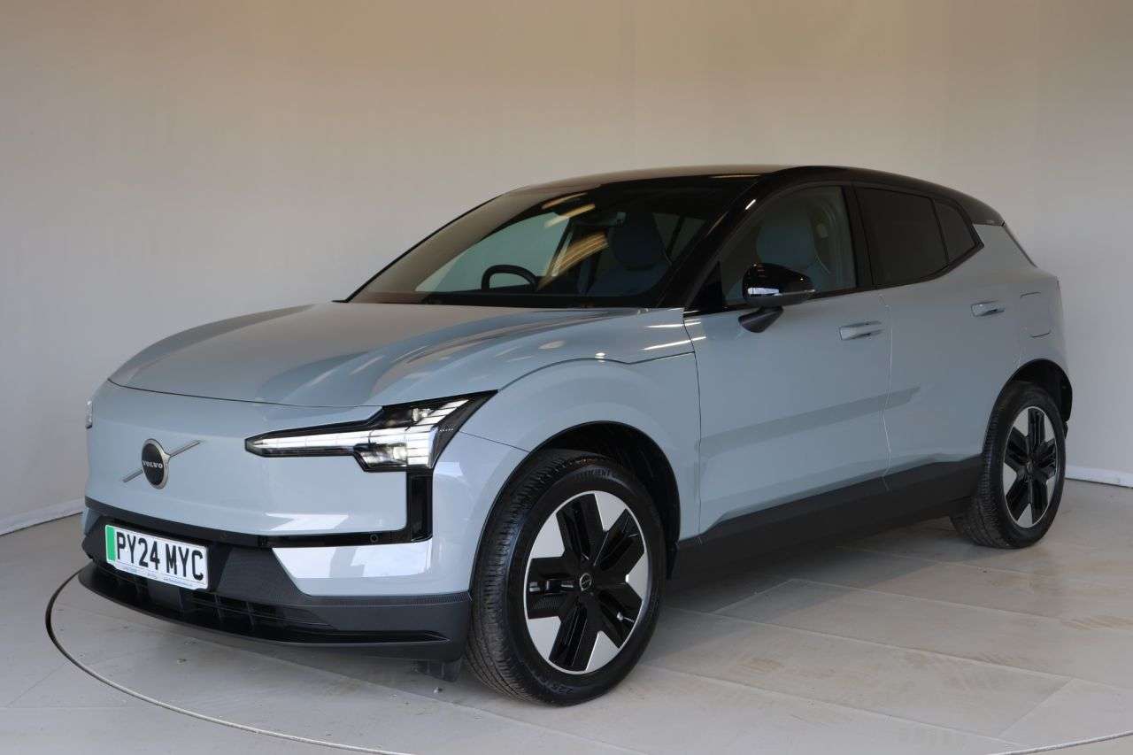 A 2024 VOLVO EX30 Single Motor 51kWh Plus SUV 5dr Electric Auto (272 ps) HEATED STEERING WHEE A 2024 VOLVO EX30 Single Motor 51kWh Plus SUV 5dr Electric Auto (272 ps) HEATED STEERING WHEE