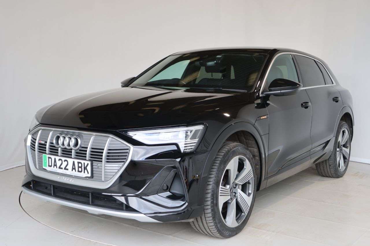 A 2022 AUDI E-TRON 50 S line SUV 5dr Electric Auto quattro 71.2kWh (11kW Charger) (313 ps) REA A 2022 AUDI E-TRON 50 S line SUV 5dr Electric Auto quattro 71.2kWh (11kW Charger) (313 ps) REA