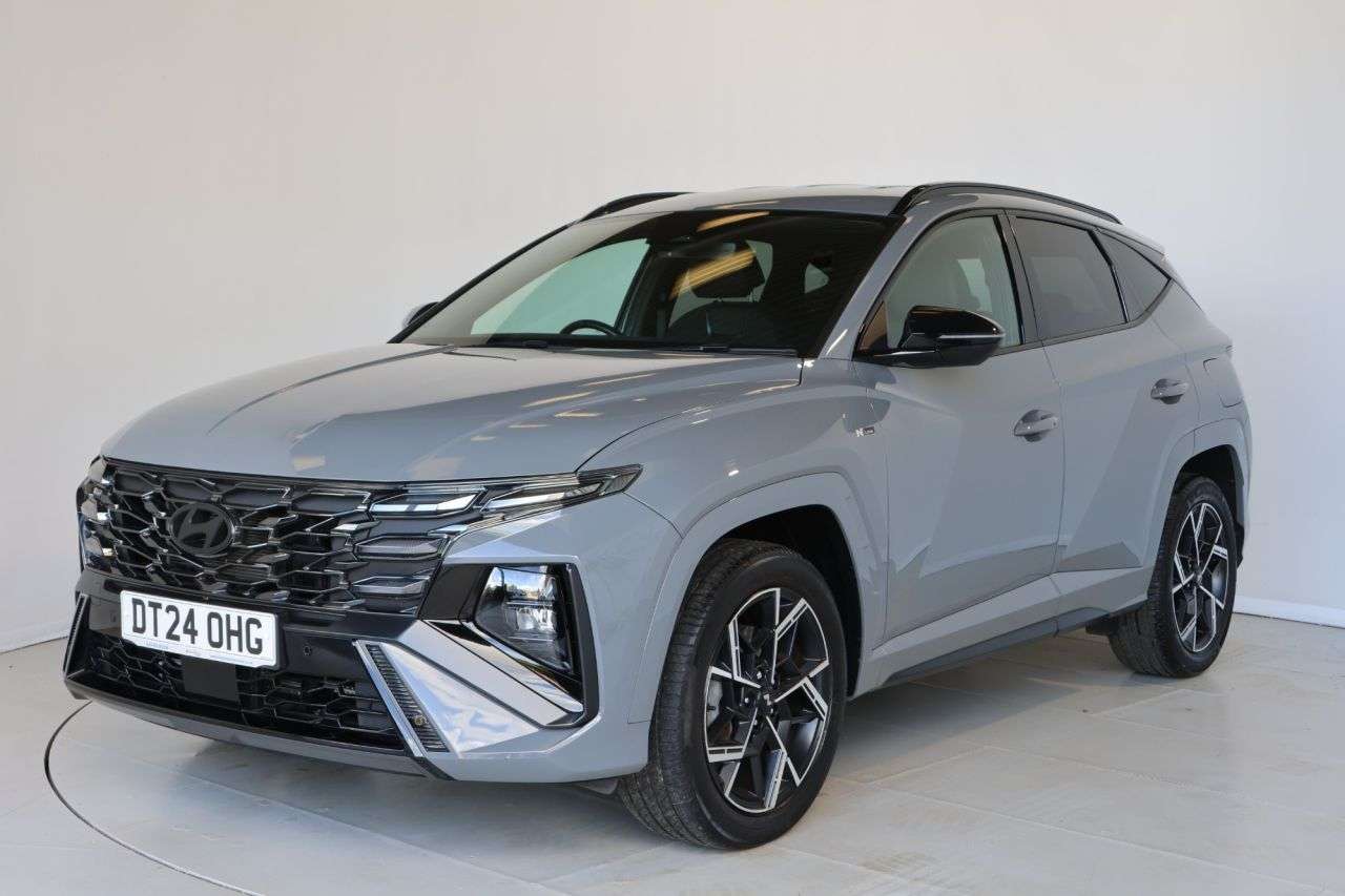 A 2024 HYUNDAI TUCSON 1.6 T-GDi N Line SUV 5dr Petrol Hybrid Auto Euro 6 (s/s) (215 ps) HEATED ST A 2024 HYUNDAI TUCSON 1.6 T-GDi N Line SUV 5dr Petrol Hybrid Auto Euro 6 (s/s) (215 ps) HEATED ST
