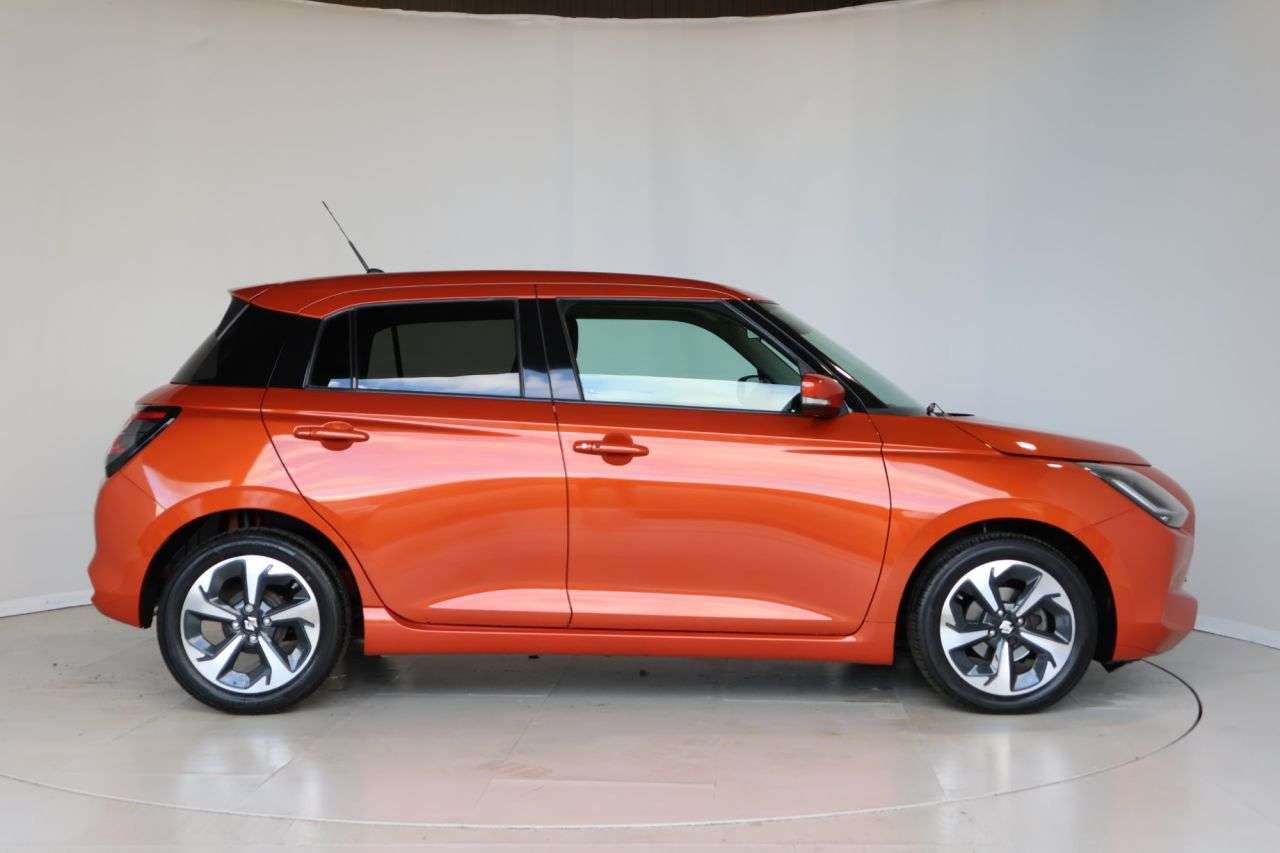 A 2024 SUZUKI SWIFT 1.2 MHEV Ultra Hatchback 5dr Petrol Hybrid CVT Euro 6 (s/s) (82 ps) HEATED A 2024 SUZUKI SWIFT 1.2 MHEV Ultra Hatchback 5dr Petrol Hybrid CVT Euro 6 (s/s) (82 ps) HEATED