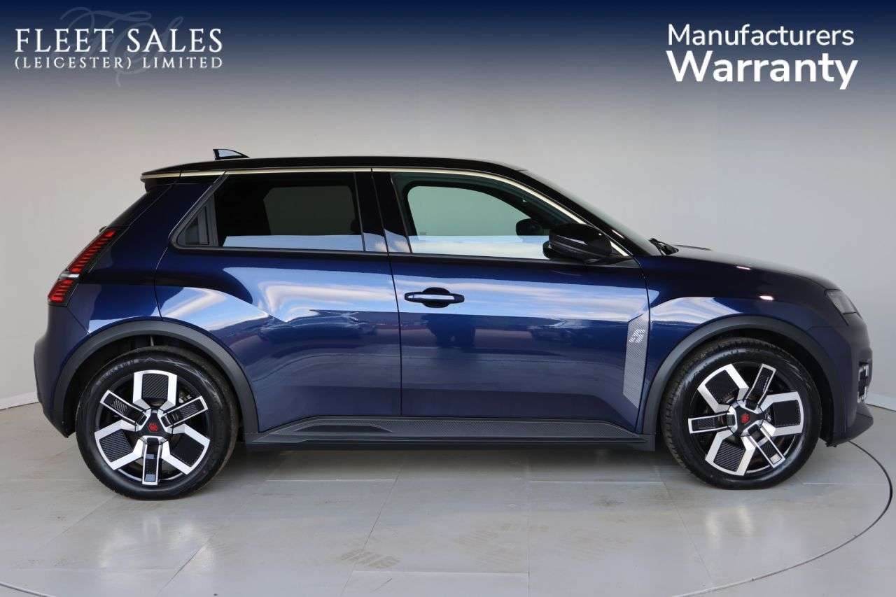 A 2025 RENAULT 5 E-TECH ELECTRIC urban range 40kWh techno Hatchback 5dr Electric Auto (120 ps) FULL RENAULT A 2025 RENAULT 5 E-TECH ELECTRIC urban range 40kWh techno Hatchback 5dr Electric Auto (120 ps) FULL RENAULT