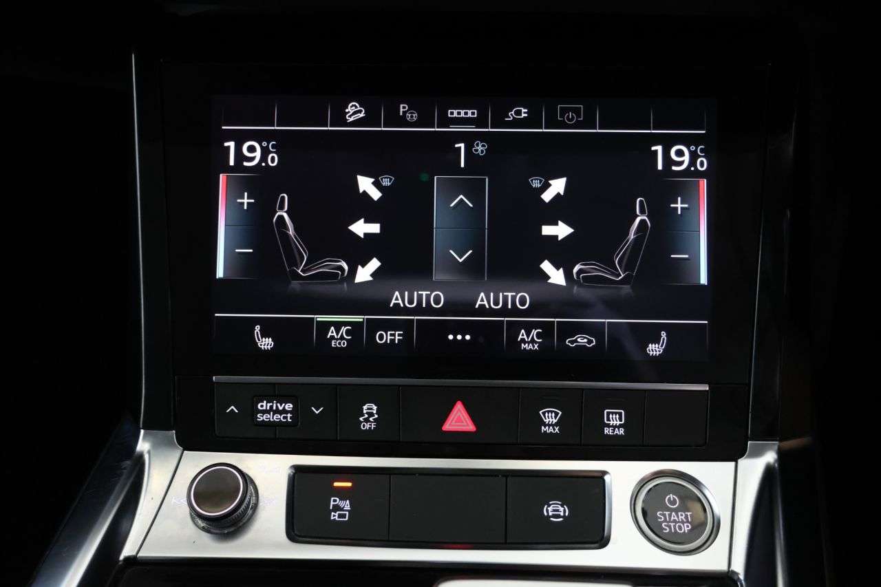 2023 AUDI Q8 E-TRON 2023 AUDI Q8 E-TRON