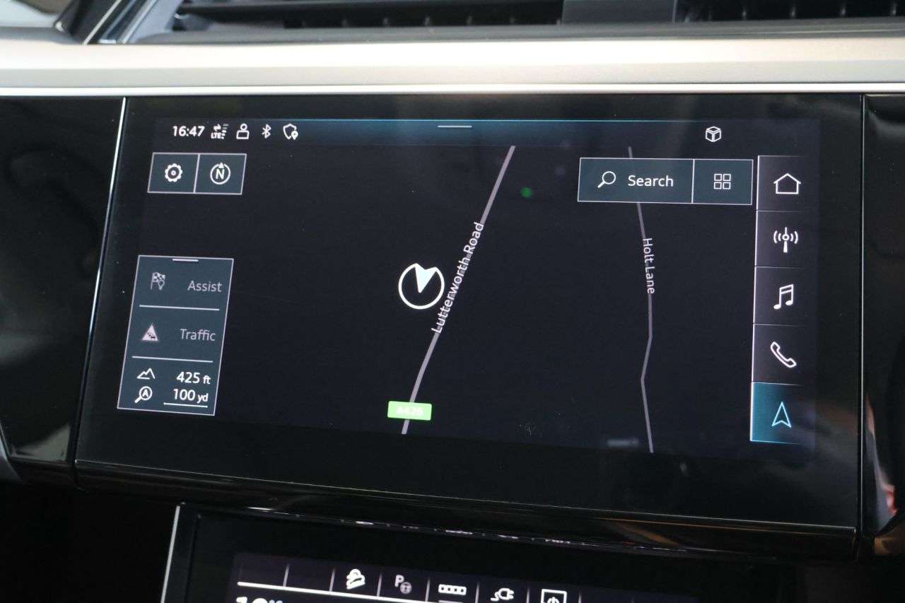 2023 AUDI Q8 E-TRON 2023 AUDI Q8 E-TRON