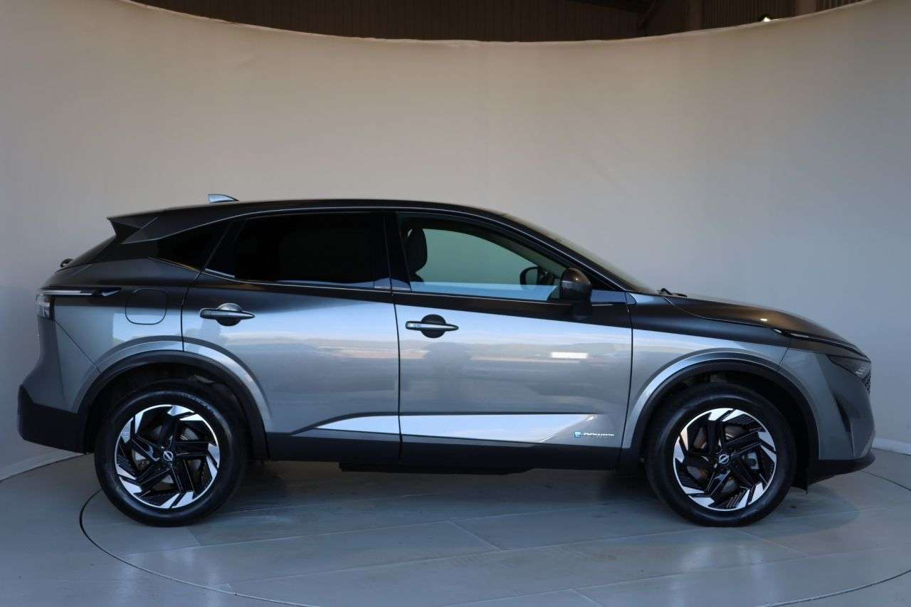A 2024 NISSAN QASHQAI 1.5 h e-POWER Acenta Premium SUV 5dr Petrol Hybrid Auto Euro 6 (s/s) (190 p A 2024 NISSAN QASHQAI 1.5 h e-POWER Acenta Premium SUV 5dr Petrol Hybrid Auto Euro 6 (s/s) (190 p