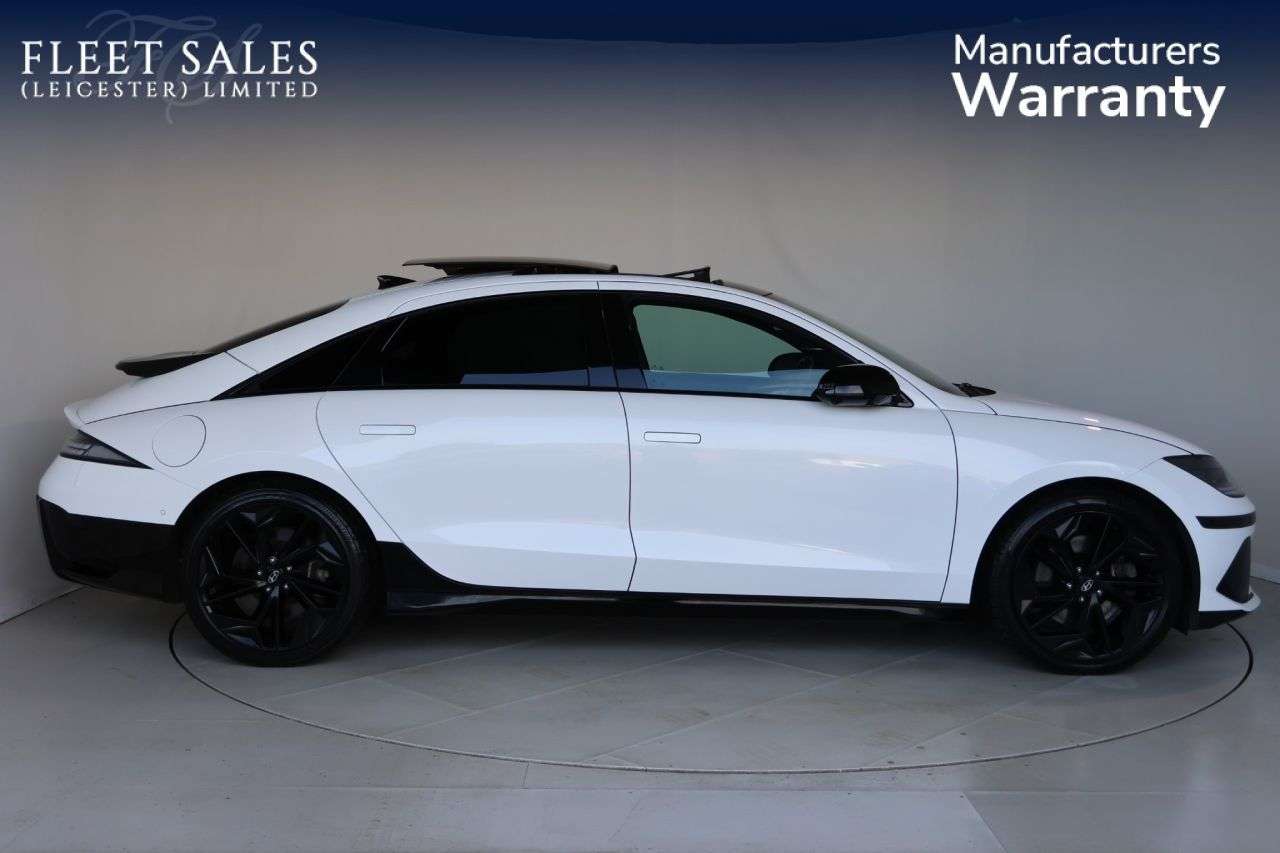 A 2023 HYUNDAI IONIQ 6 77.4kWh First Edition Saloon 4dr Electric Auto AWD (325 ps) HEATED STEERING A 2023 HYUNDAI IONIQ 6 77.4kWh First Edition Saloon 4dr Electric Auto AWD (325 ps) HEATED STEERING