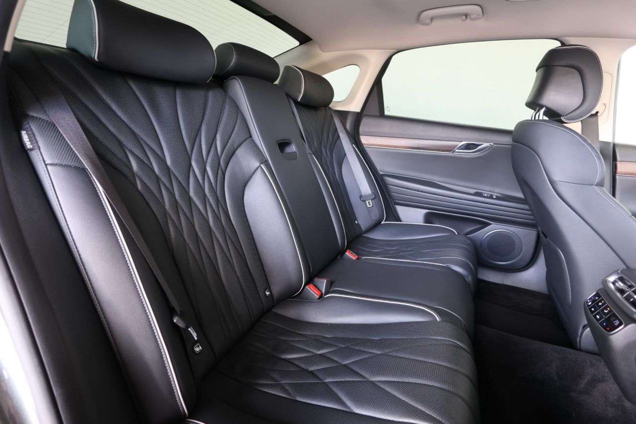 2023 GENESIS G80 2023 GENESIS G80