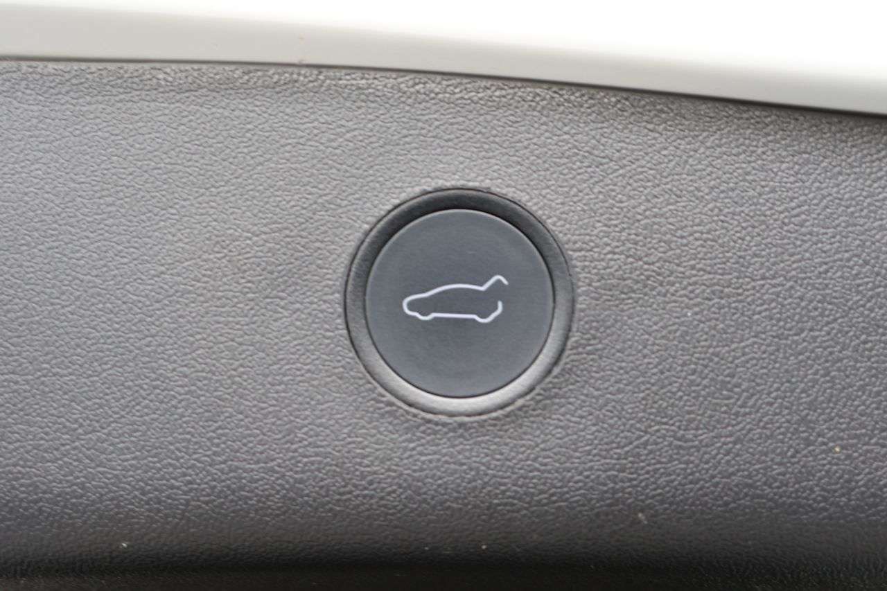 2020 TESLA MODEL 3 2020 TESLA MODEL 3