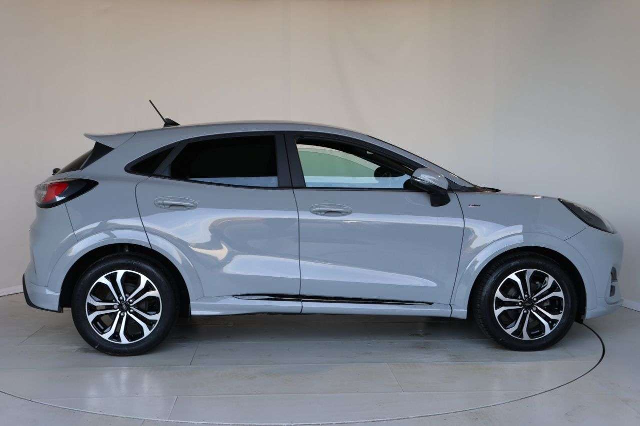 A 2023 FORD PUMA 1.0T EcoBoost MHEV ST-Line SUV 5dr Petrol Hybrid Manual Euro 6 (s/s) (125 p A 2023 FORD PUMA 1.0T EcoBoost MHEV ST-Line SUV 5dr Petrol Hybrid Manual Euro 6 (s/s) (125 p