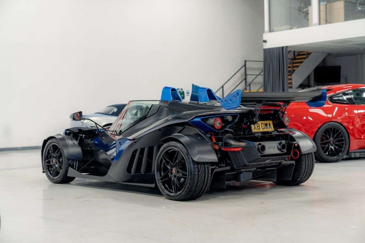 A 2014 KTM X-BOW 2.0 16V 350 BHP GT £108K LIST A 2014 KTM X-BOW 2.0 16V 350 BHP GT £108K LIST