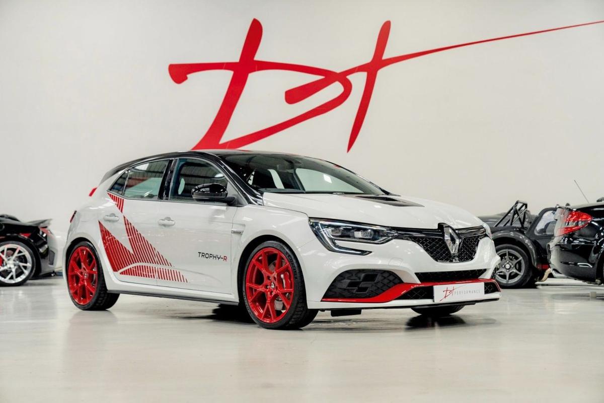 Check out this Renault Megane 2020 Petrol Manual