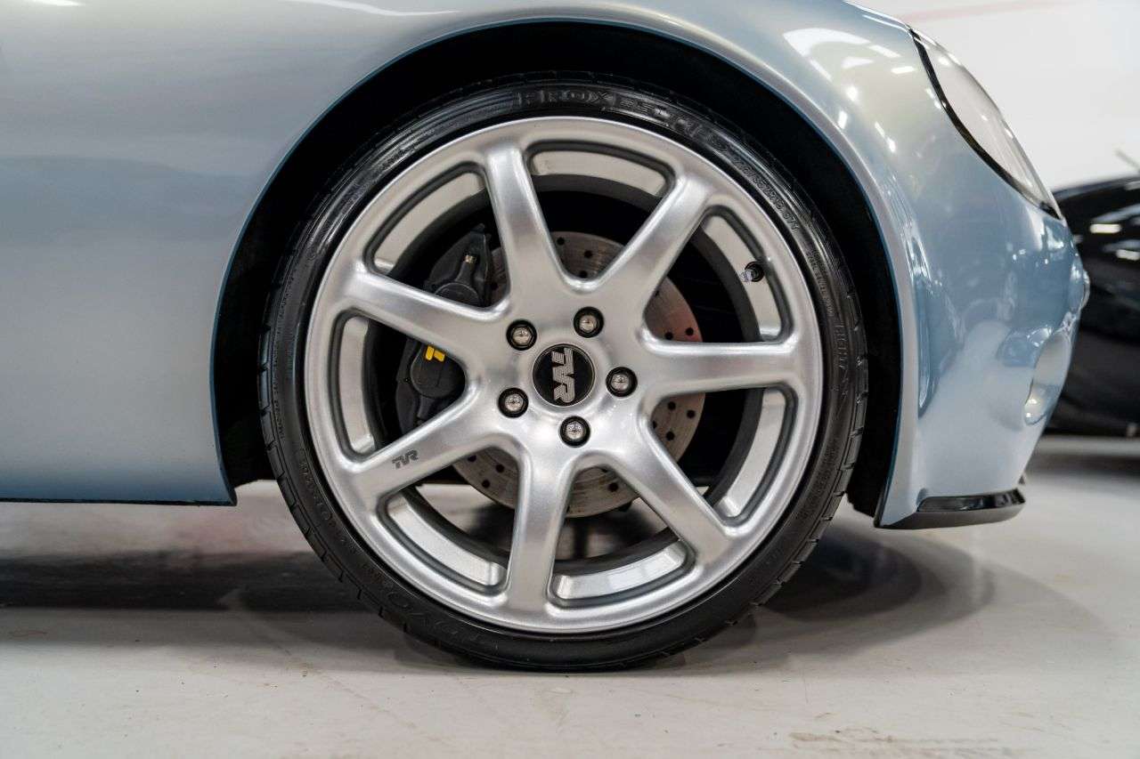 A 2003 TVR TAMORA 3.6 3.6 2d 342 BHP LOOK AT THE MILES!! CRYSTAL TOPAZ A 2003 TVR TAMORA 3.6 3.6 2d 342 BHP LOOK AT THE MILES!! CRYSTAL TOPAZ